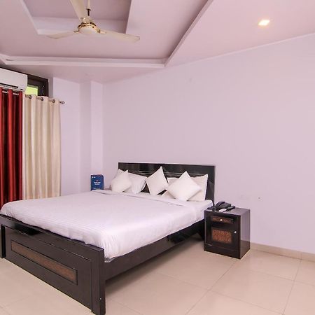 Collection O 4731 Hotel Surya Continental Lakhnau Kültér fotó