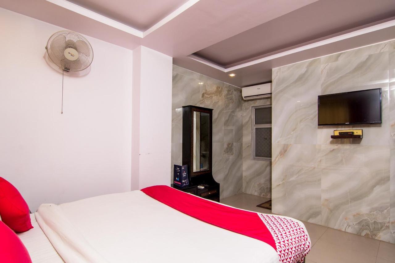Collection O 4731 Hotel Surya Continental Lakhnau Kültér fotó