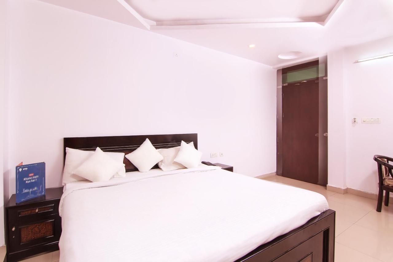 Collection O 4731 Hotel Surya Continental Lakhnau Kültér fotó